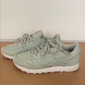 Reebok Pastel Green Sneakers with White Soles